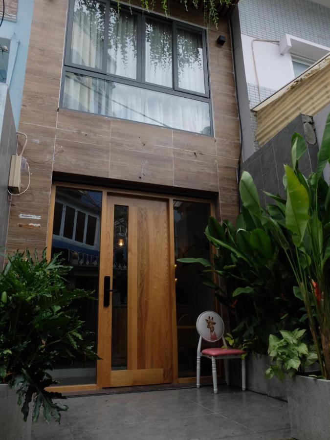 Half Coffee N Dorm Hostel Ho Chi Minh-stad Buitenkant foto