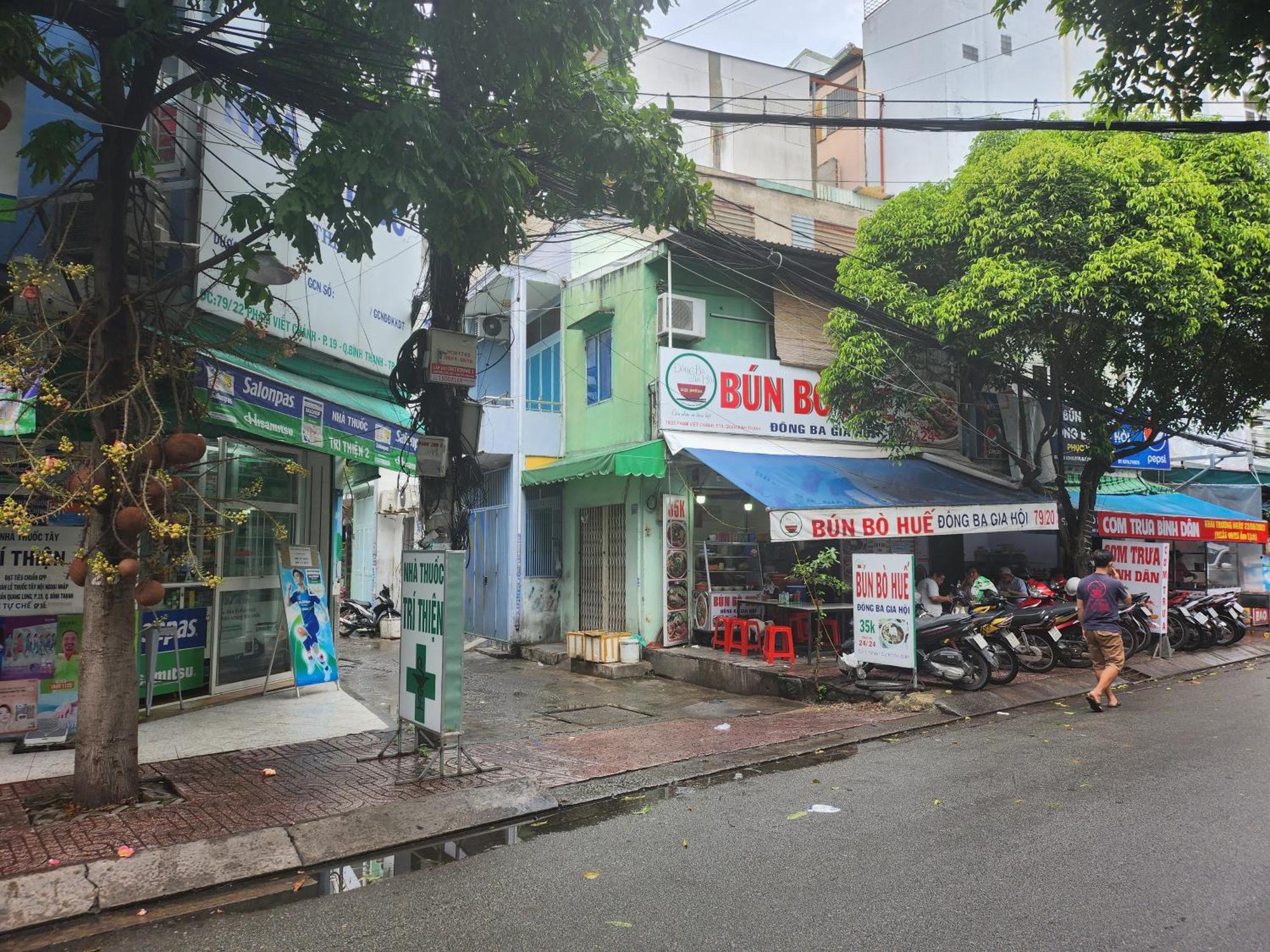 Half Coffee N Dorm Hostel Ho Chi Minh-stad Buitenkant foto